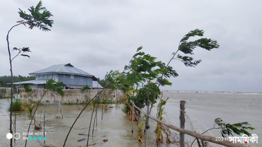 IMG 20210525 WA0053 বরিশাল-ভোলায় গাছ চাপায় ও পানিতে ডুবে ৩জনের মৃত্যু