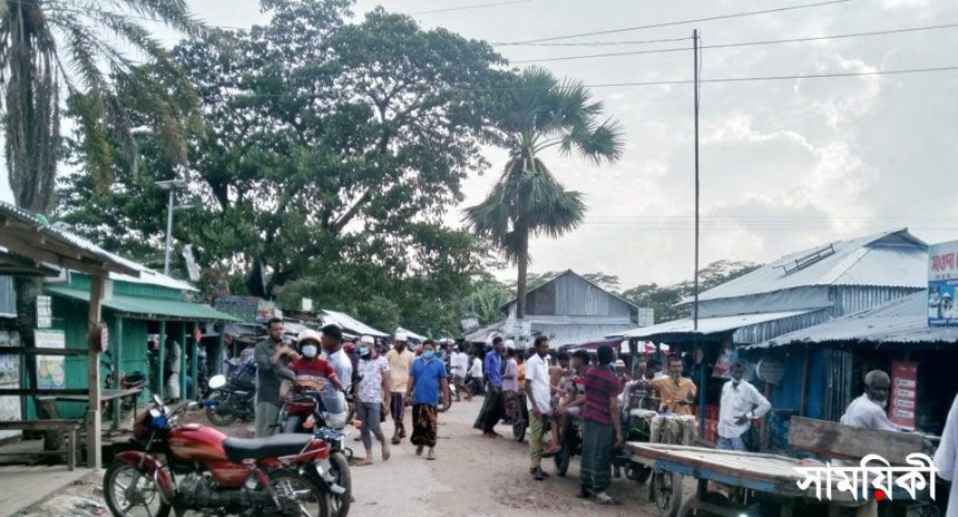 Kalapara of Patuakhali Photo Pic Corona infection increasing in Patuakhali district ignoring lockdown regulations1 05 07 21 পটুয়াখালীতে গত ২৪ ঘন্টায় ৪৩ জনের করেনা পজেটিভ, লকডাউন ভঙ্গ করছেন অনেকেই