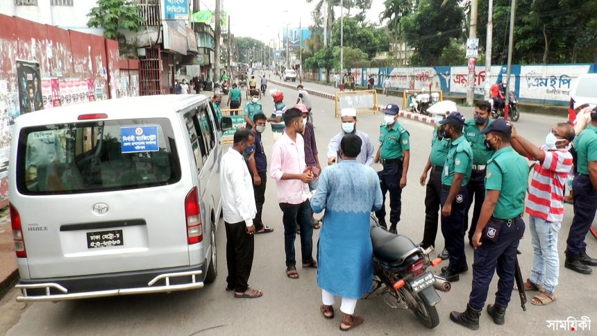 barishal city photo total lockdown going on in barishal total more than 60 persons fined more than 40 thousand taka in the district 2 বরিশালে চলছে সর্বাত্মক লকডাউন, প্রশাসন কঠোর নজরদারিতে