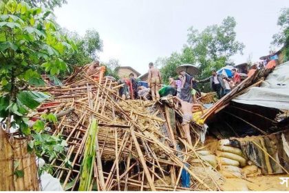 pahar dosh কক্সবাজারে রোহিঙ্গা ক্যাম্পে পাহাড় ধসে নিহত ৬