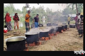 vuri voj বগুড়ায় কলেজ ছুটি দিয়ে নৌকা প্রার্থীর ভুরিভোজ