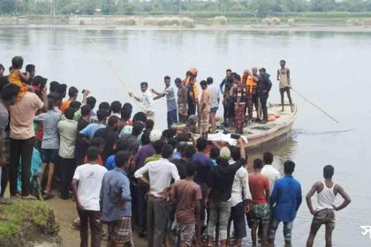 poncogor বাংলাদেশের পঞ্চগড়ে নৌকাডুবির ঘটনায় মৃতের সংখ্যা বেড়ে ৬৫