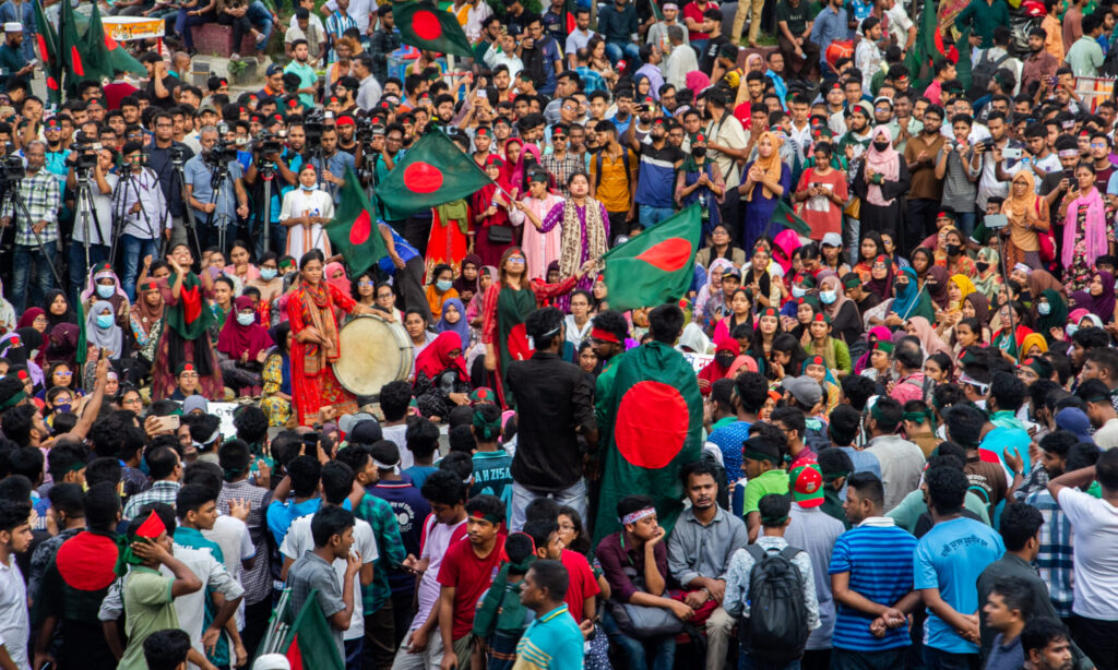 ছাত্রদের এক দফা আন্দোলনের ঘোষণা: প্রধানমন্ত্রী শেখ হাসিনা ও তার মন্ত্রিসভার পদত্যাগের দাবি