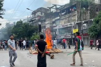 সিরাজগঞ্জে থানায় হামলায় ১৩ পুলিশ নিহত